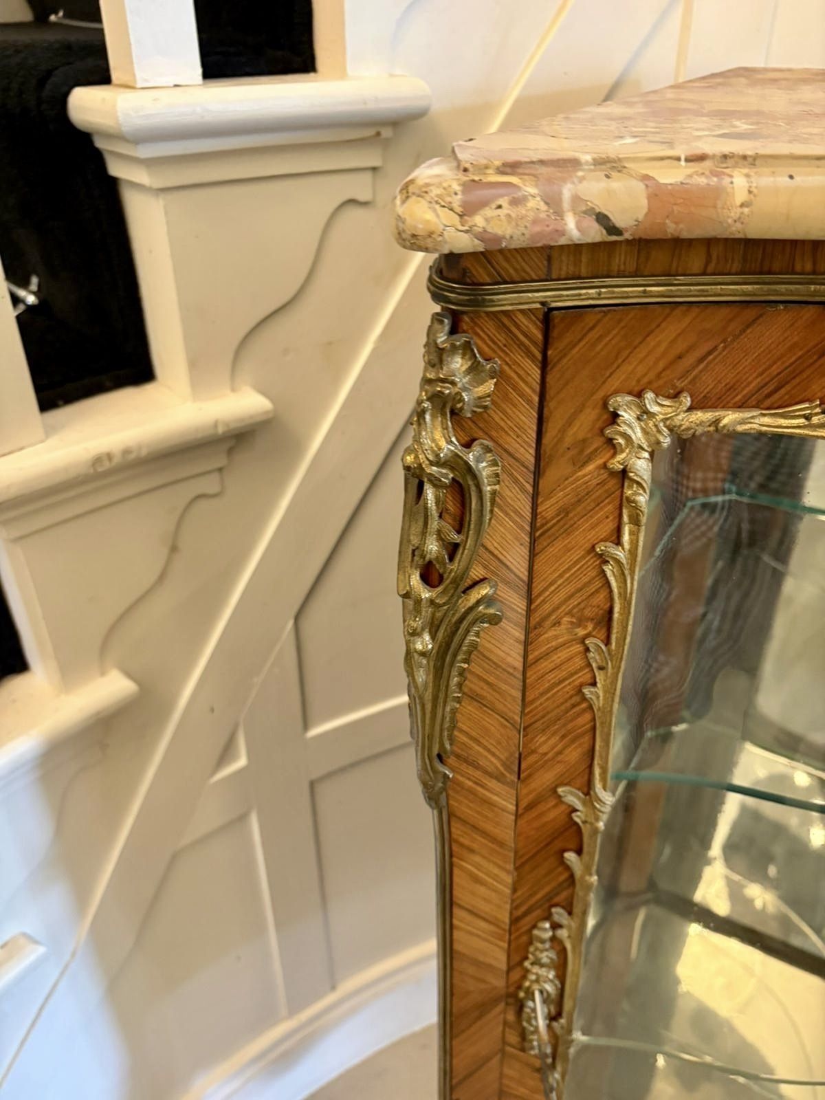 Antique Exceptional French Kingwood Serpentine Corner Display Cabinet With Marble Top And Ormolu Mount photo buy