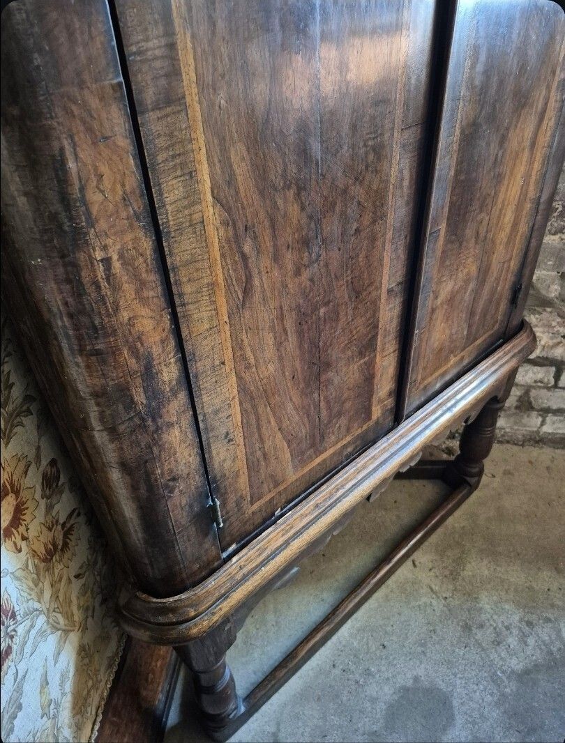 675.0 Wonderful  Unique 18th Century Arched Figured Walnut Herringbone Banding Corner Cupboard photo