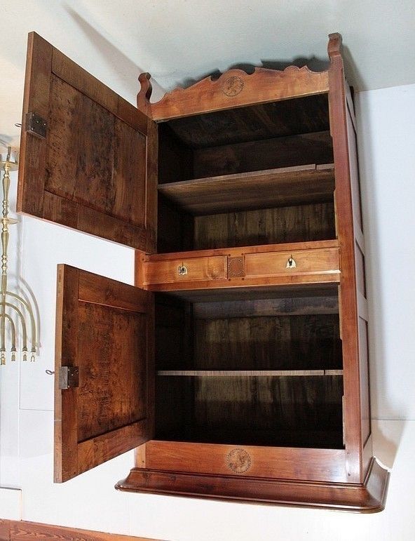 Furniture Cabinet In Cherry And Ash 19th photo