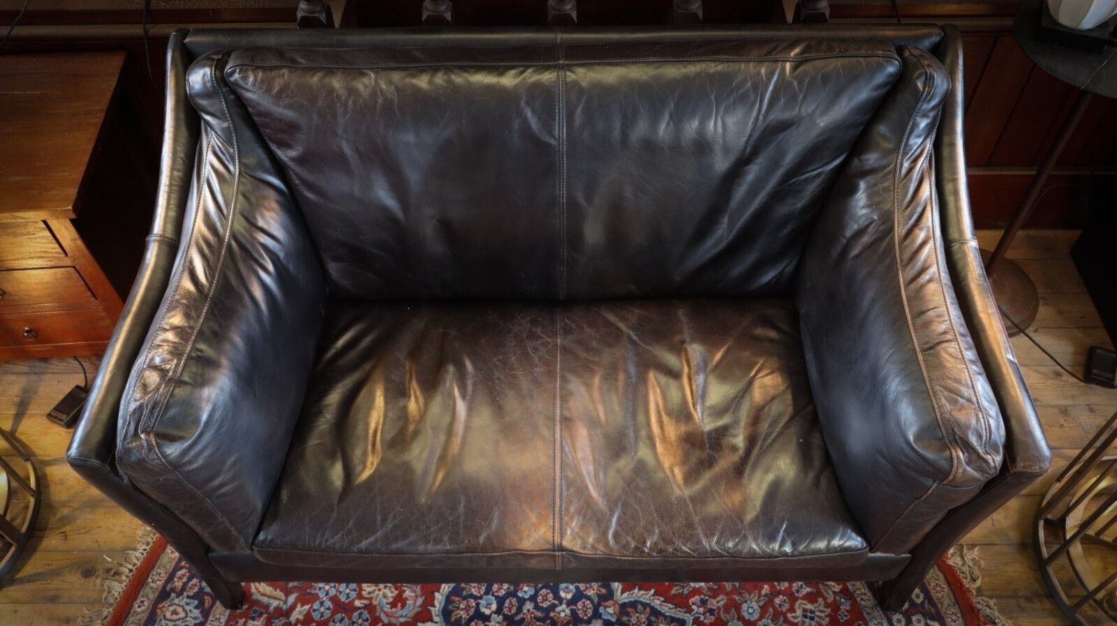 Stunning Timothy Oulton Halo Reggio 2 Seater Leather Sofa Destroyed Black photo Furniture