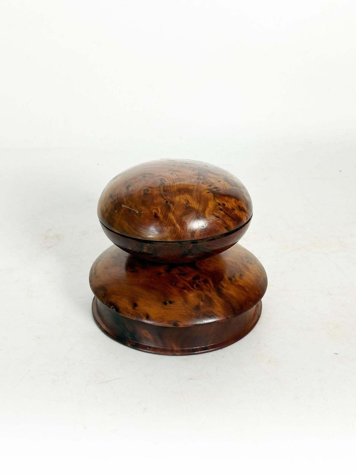 2 Round Wooden Boxes, France, 1970 photo vinterior
