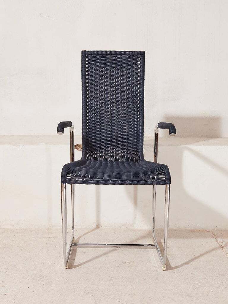 Tecta "D25" Hoge Rug Vrijdragende Stoel, Bauhaus Traditie, Duitsland, Jaren 1980–1990 photo furniture