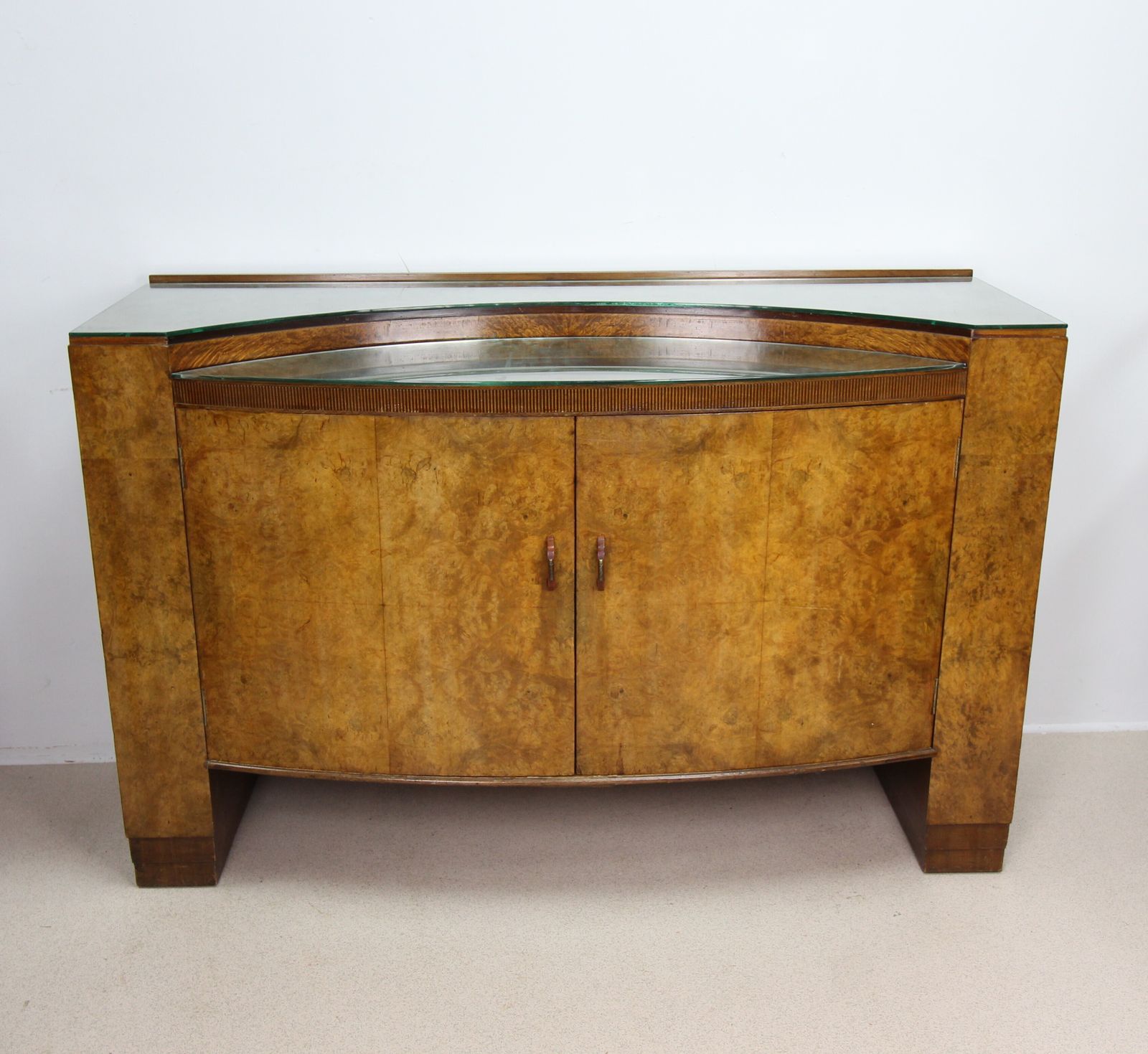 photo furniture A Rare John Walker & Sons Art Deco Walnut Veneered Sideboard – Made In Scotland