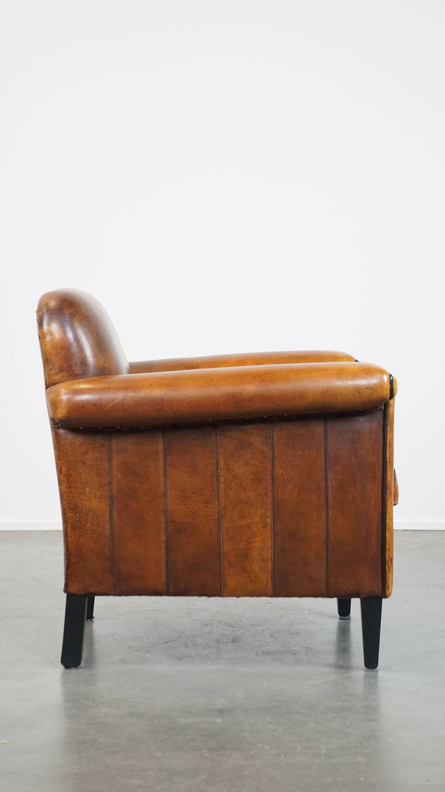 Furniture Art Deco Design Armchair In Good Condition With A Sleek Finish And Black Piping. photo