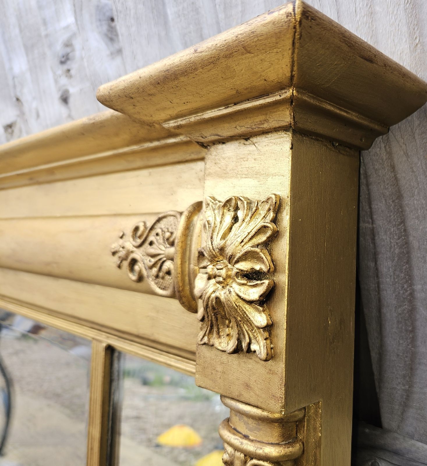 photo furniture Regency Giltwood Overmantle Mirror (England, Circa 1820)