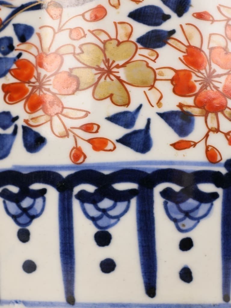 photo for sale A Charming Meiji Period Japanese Imari Porcelain Table Lamp
