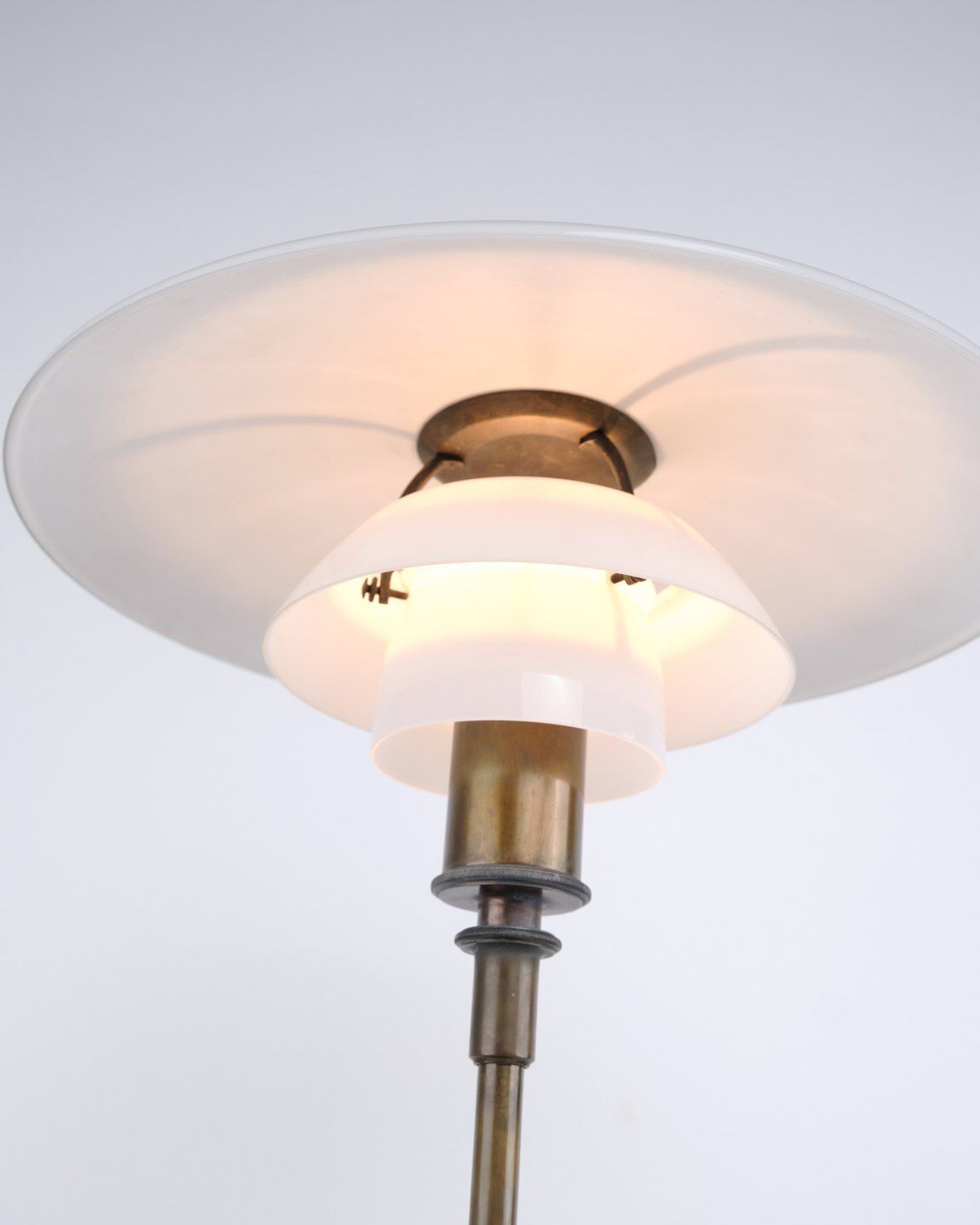 Poul Henningsen Table Lamp Model Ph 4/3 In Burnished Brass For Louis Poulsen, 1930s. photo vintage