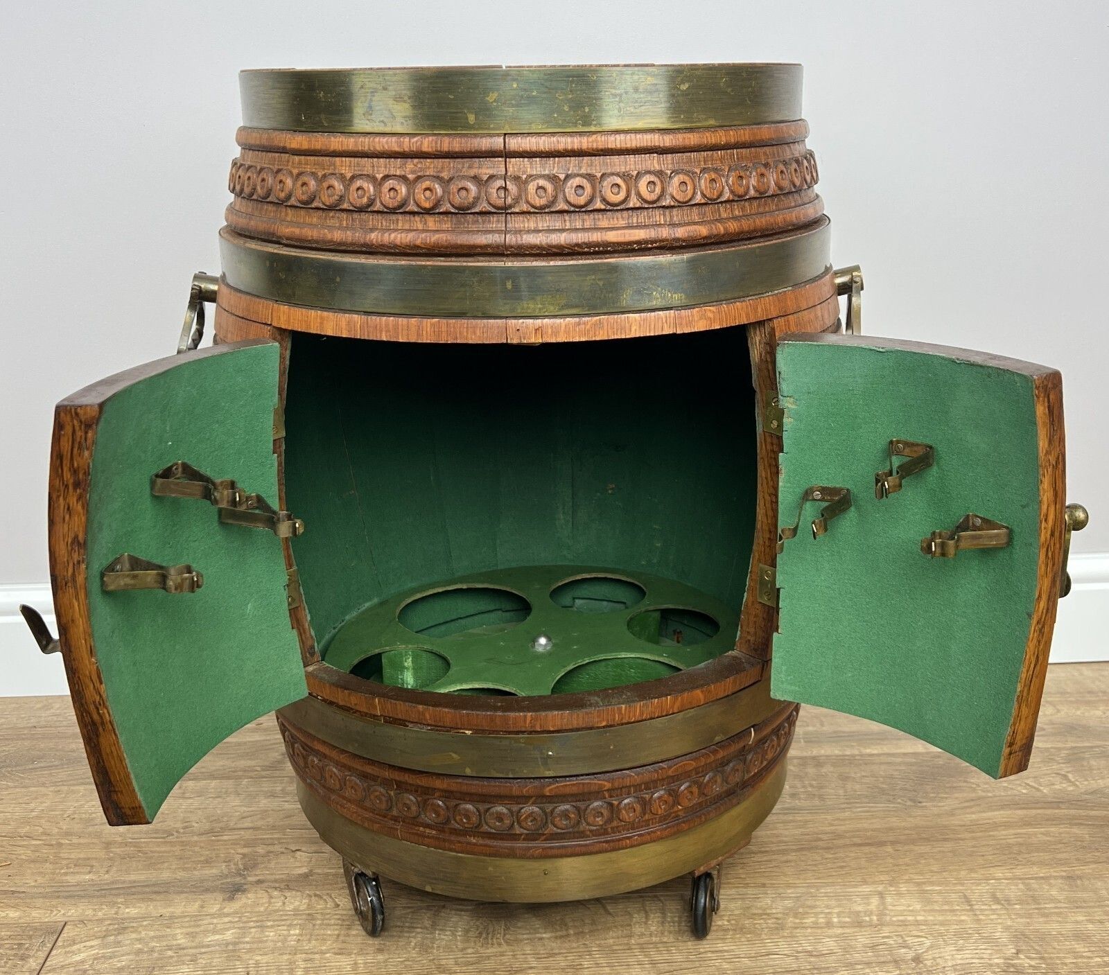 Cabinet Vintage French Style Barrel Drink Cabinet Oak Carved Storage Lot 4962. photo vintage