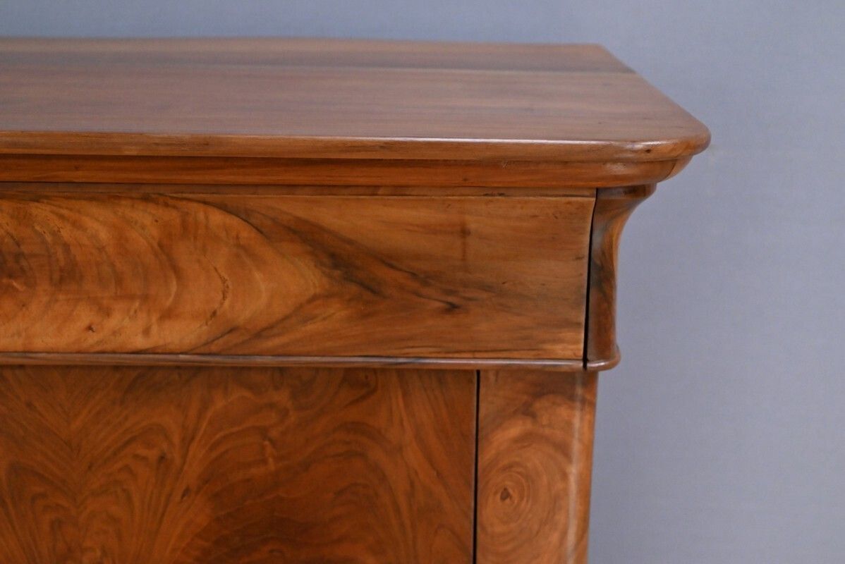 Chest Of Drawers In Burr Walnut, Restoration Period – Part 1, 19th Century photo vintage