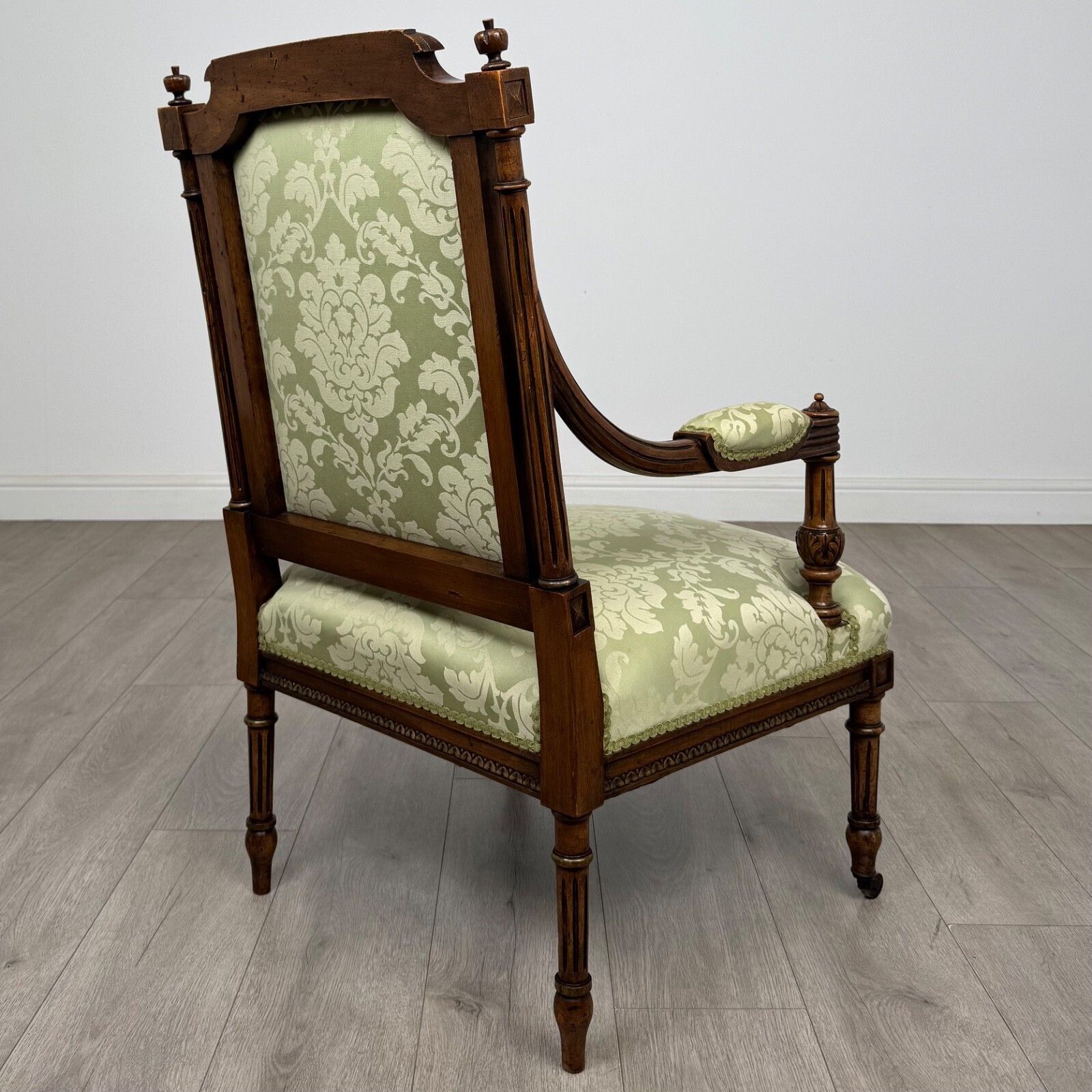 Antique 19th Century French Open Armchair In Walnut photo 585.0