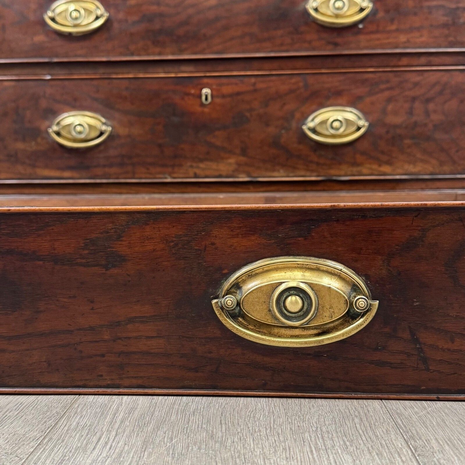 photo vinterior Antique 18th Century Georgian Oak Bureau