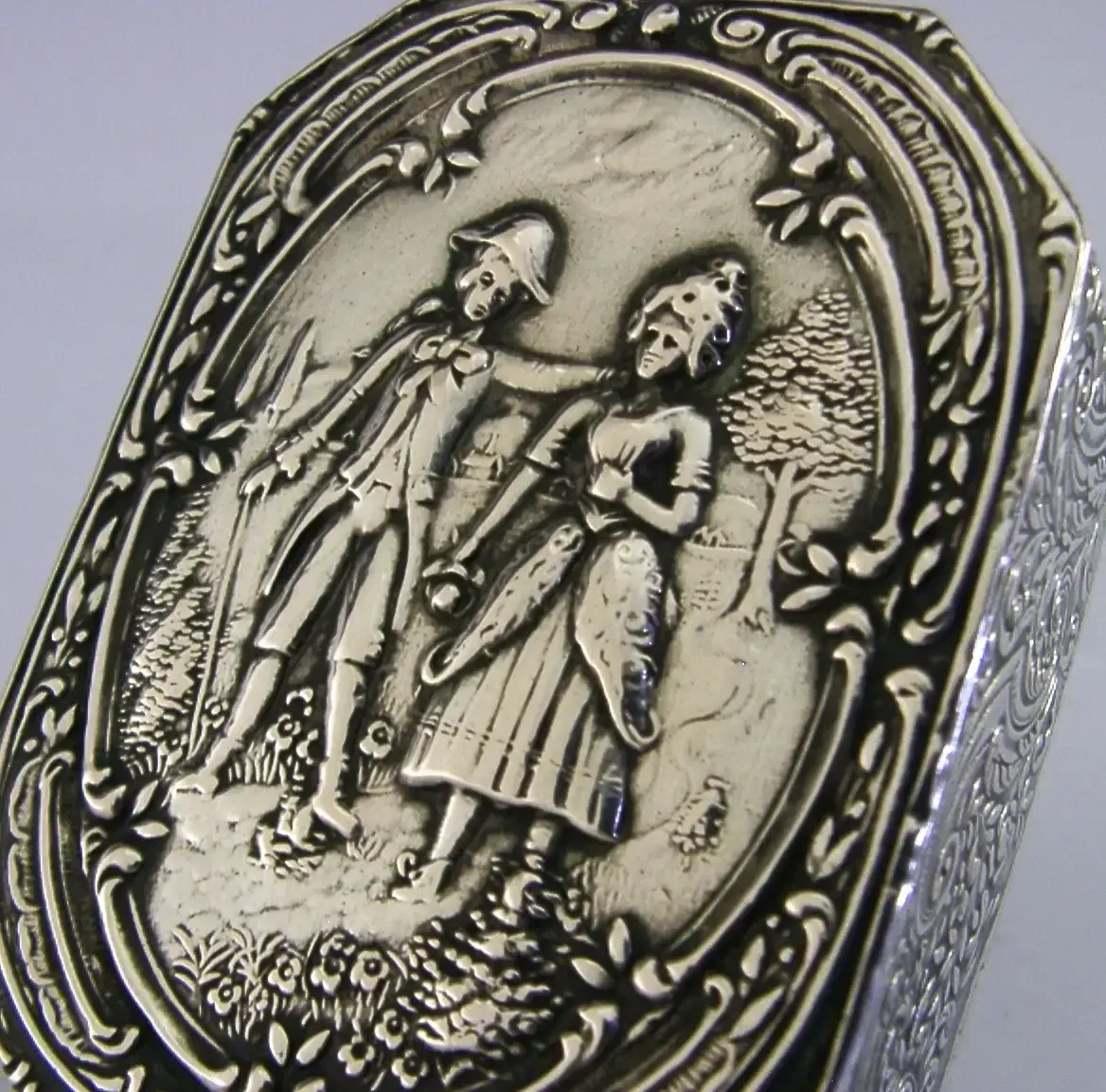 Beautiful German Hanau Solid Silver Box C1900 Antique 62g