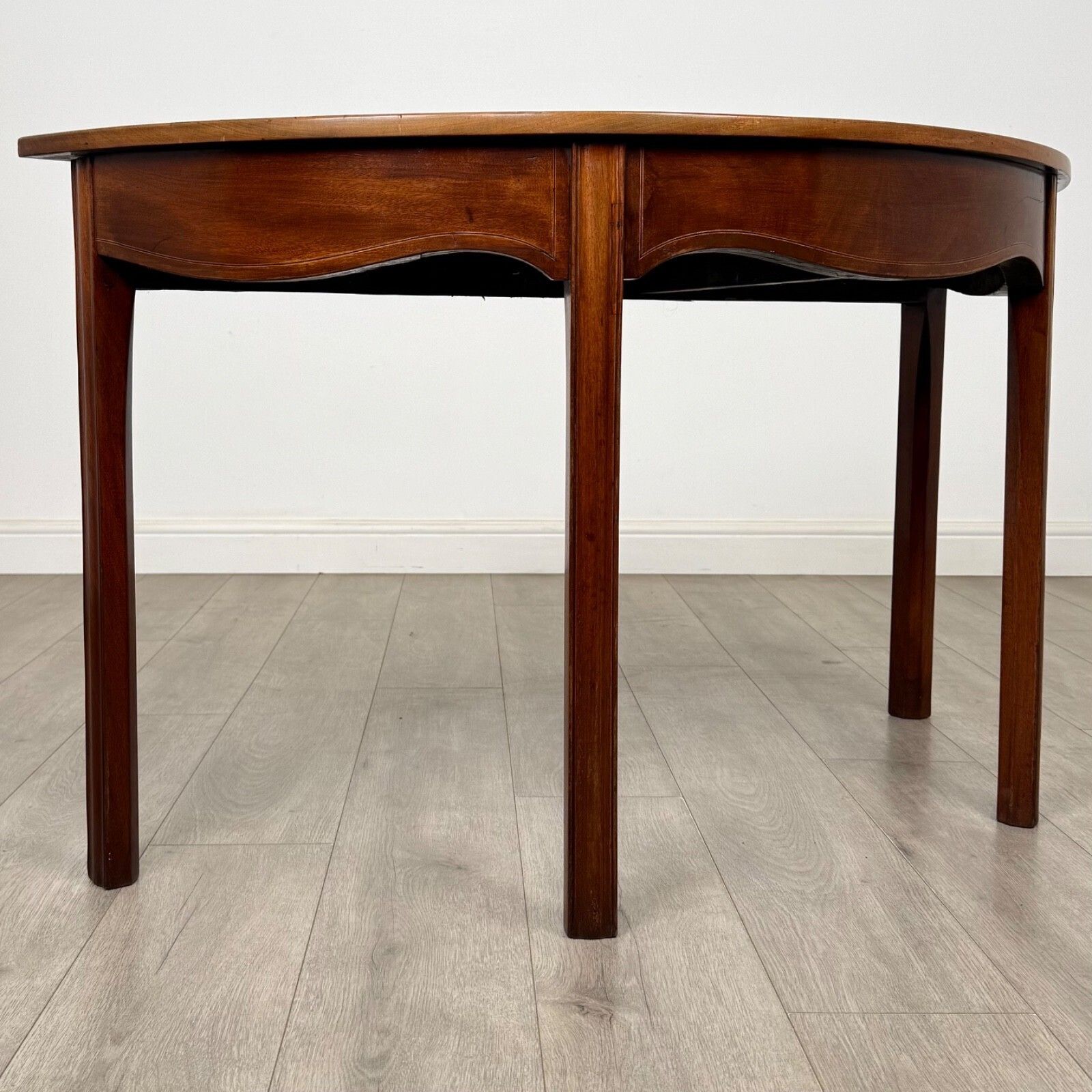 Antique 18th Century Georgian Demi Lune Side Table In Mahogany photo vinterior