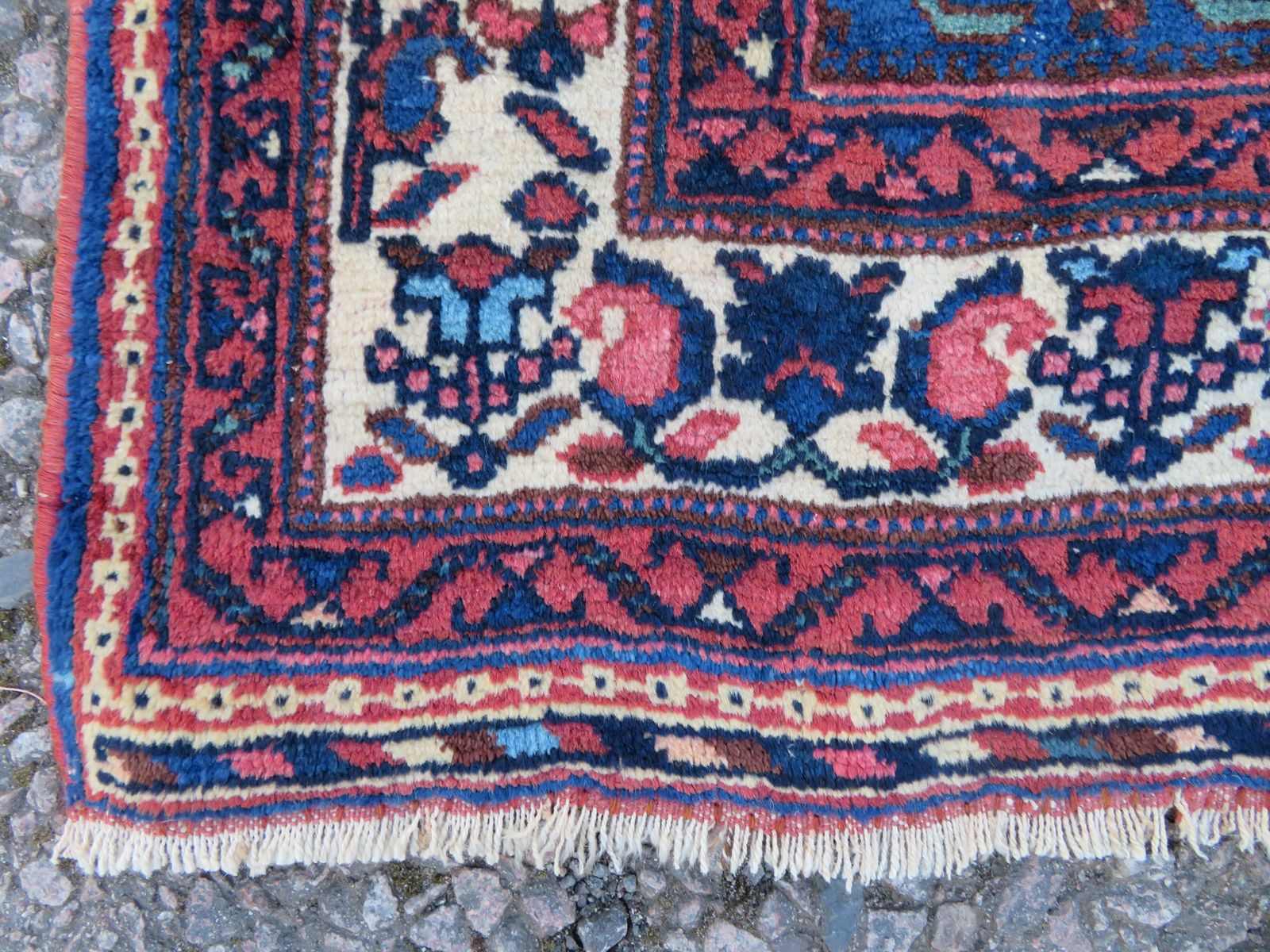 Collectors Early Antique Tribal Rug. 145cm X 120cm. photo 3450.0