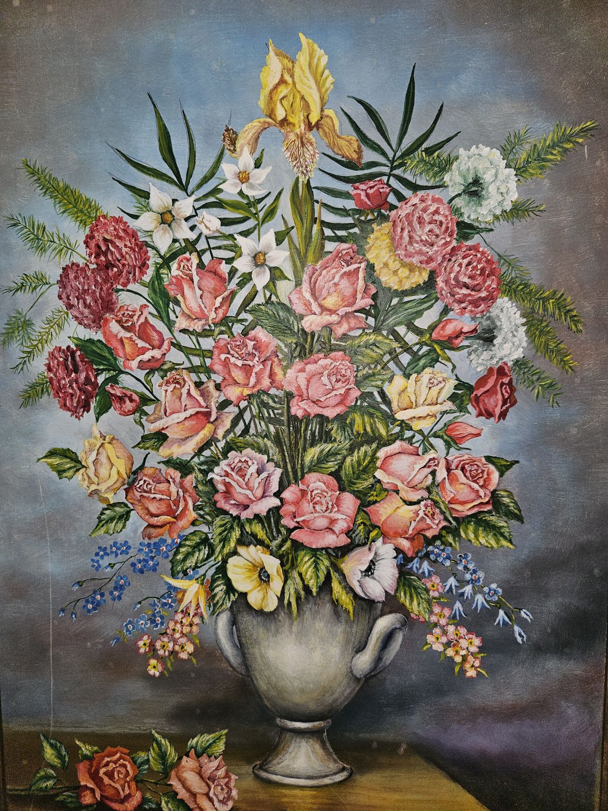 photo vintage Original 20th Century French Oil Painting On Board  Floral Gold Giltwood Frame.