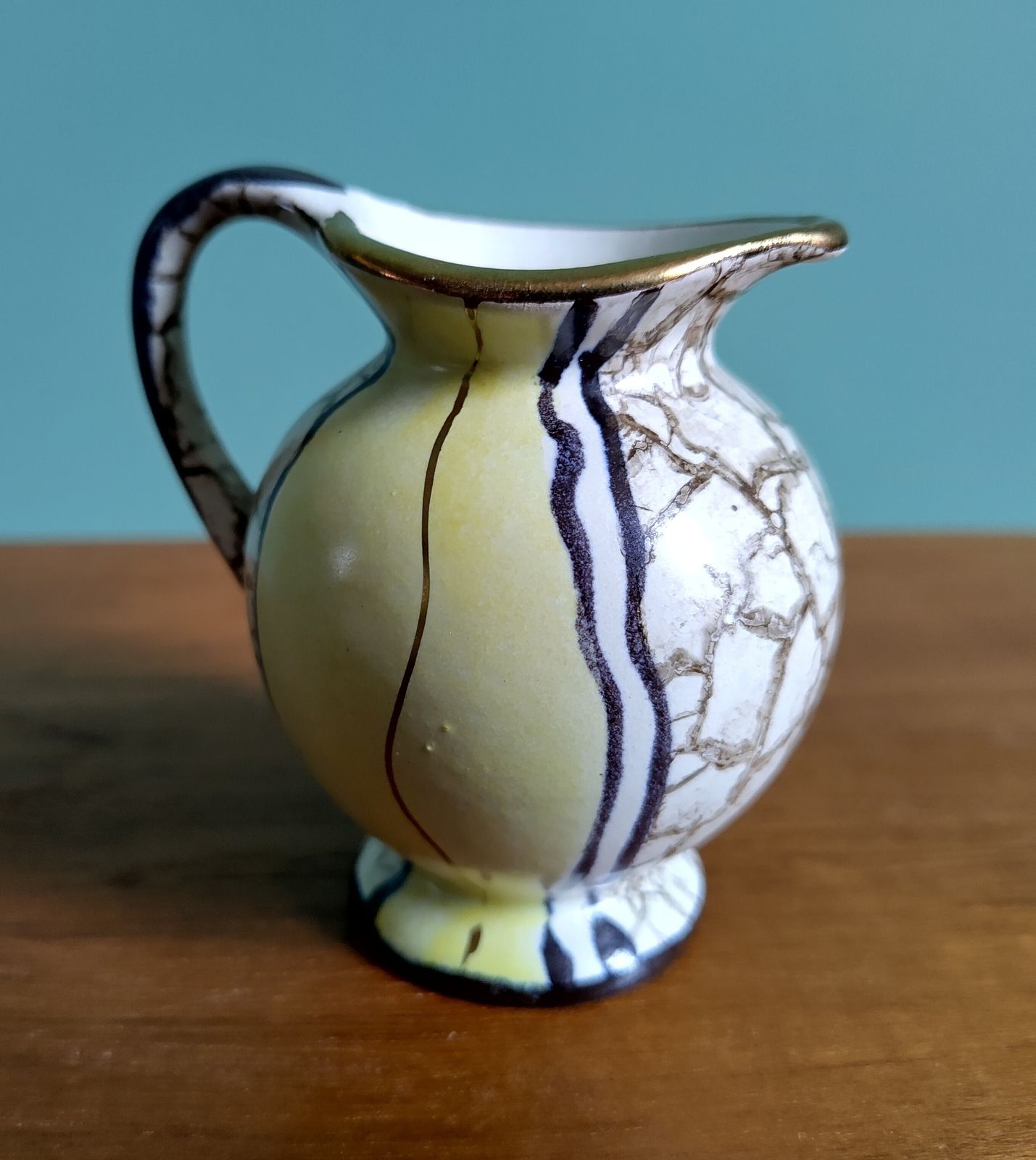Early 20th Century German Jugendstil Miniature Jug (8 Cm) — Hand‑Decorated Panels, Gold Rim, Excellent Condition photo vinterior