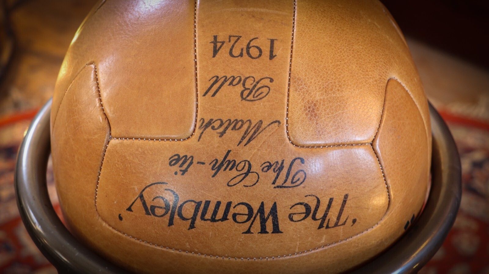 photo vinterior Rare Timothy Oulton Barball Stool Summer Of Sports Range Leather Football Seat