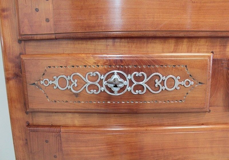 Cabinet Vendéen Louis XV Cherry 19th photo vinterior