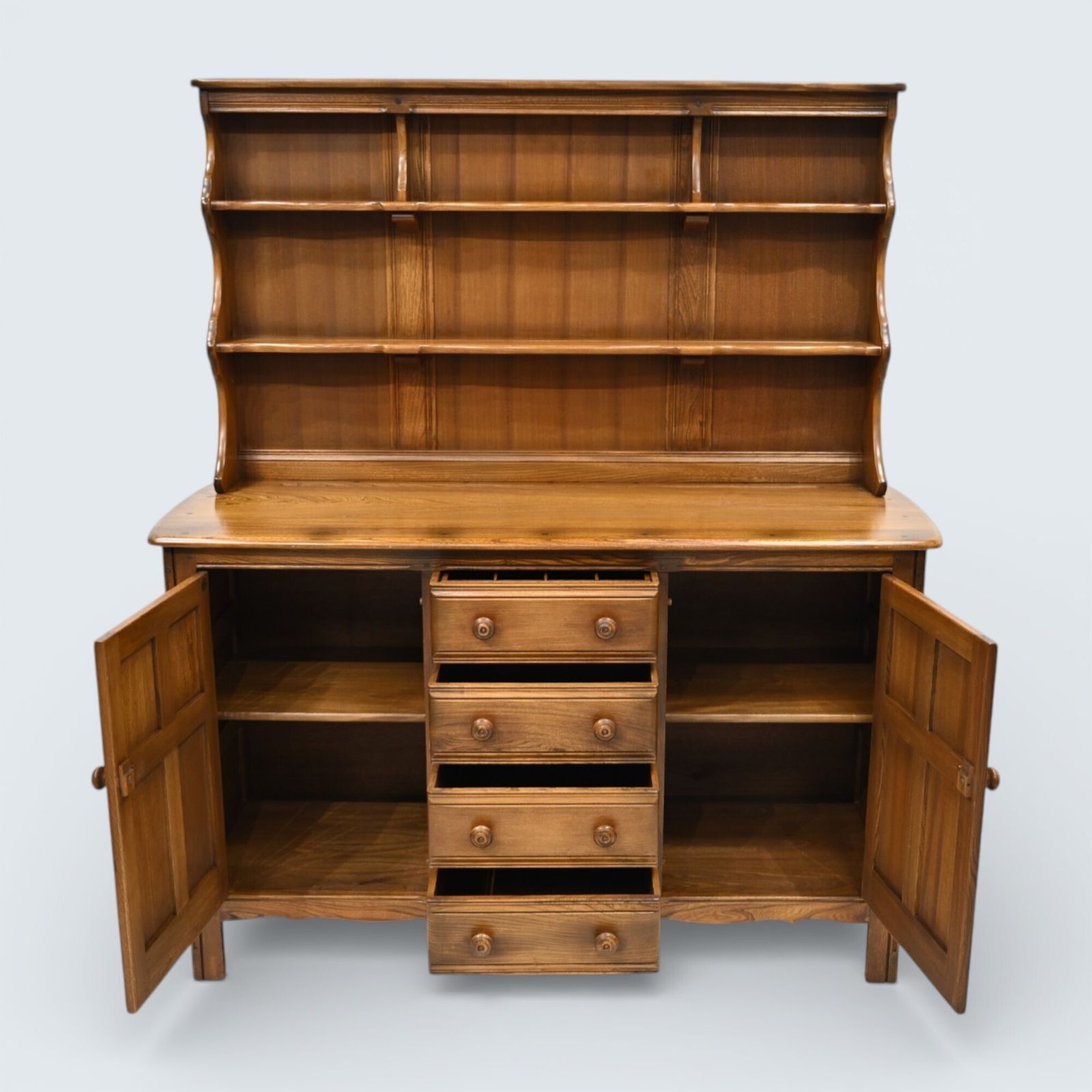 photo furniture Ercol Vintage Sideboard 4 Drawers 2 Cupboards 2 Piece Free Uk Delivery
