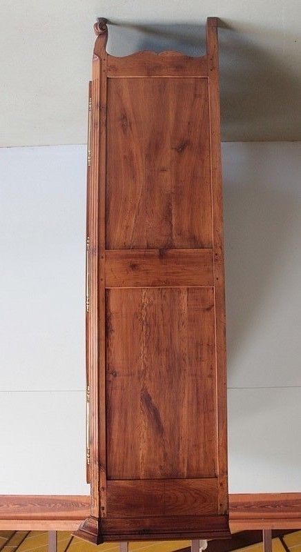 photo vinterior Cabinet Louis XV Cherrywood & Ash 19th