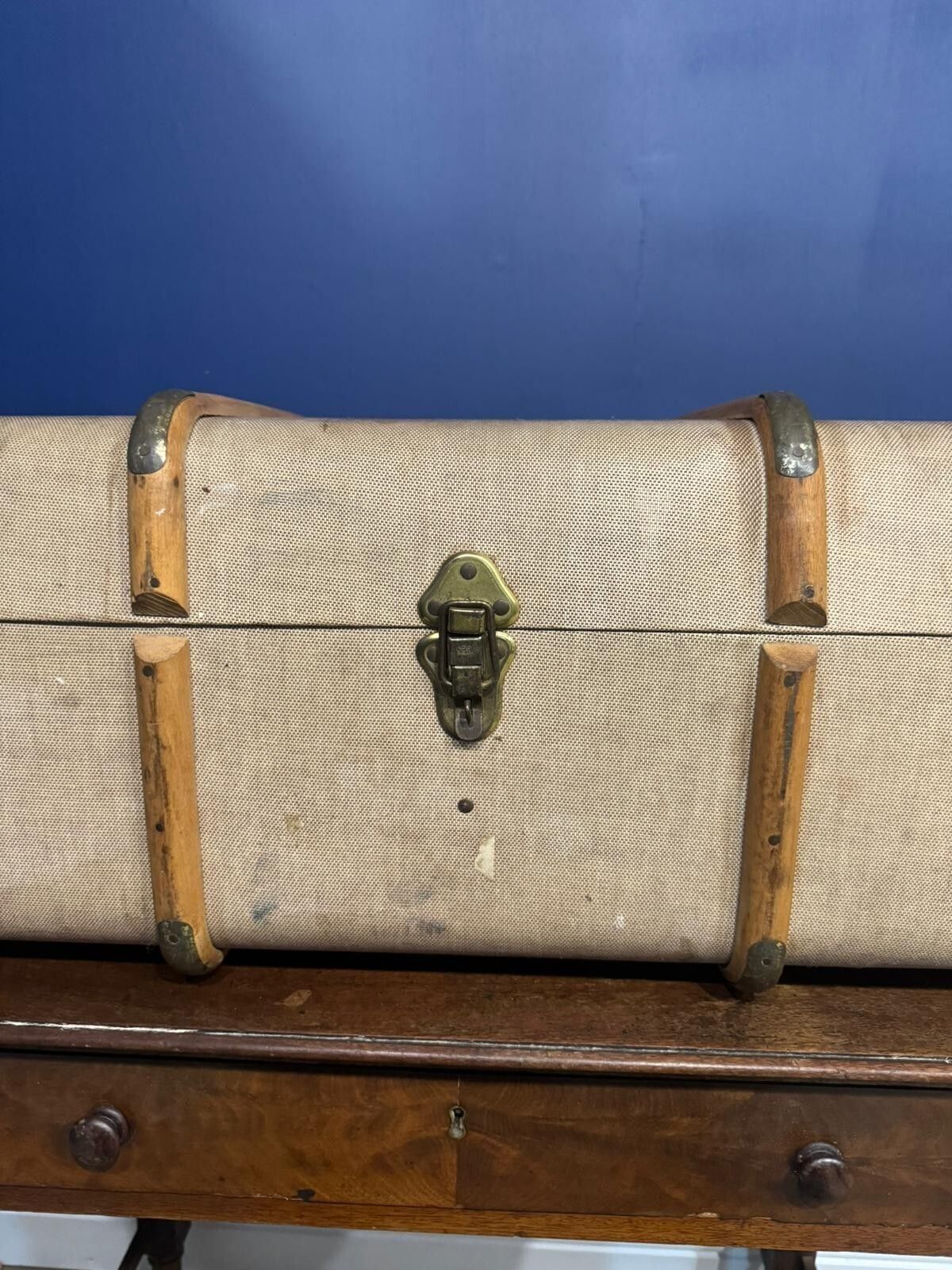 Antique Suitcase Wood And Canvas Gentlemen's Vintage Prop Art Deco Classic Carg photo furniture