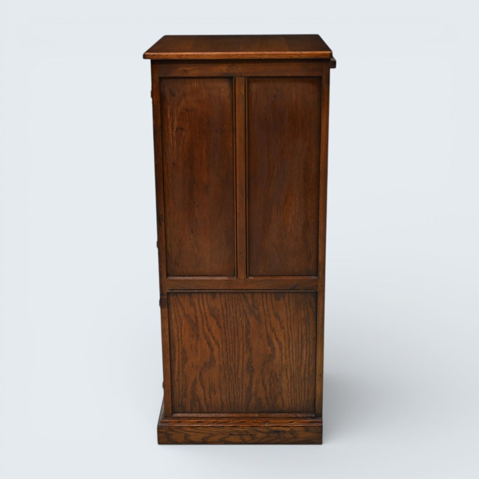 Old Charm Hi Fi/Record Cabinet 2 Adjustable Shelves Light Oak Free Uk Delivery* photo for sale