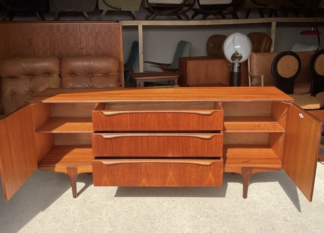 photo vintage Mid Century “S” Form Teak Sideboard By Sutcliffee Todmorden 2211c 1960s