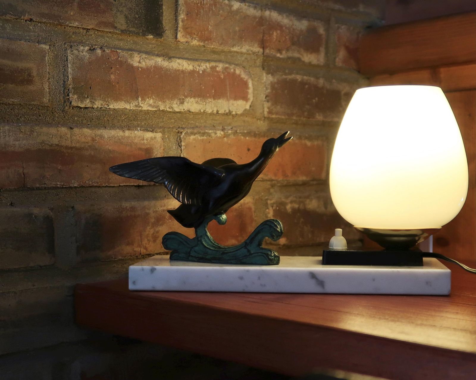 French Art Deco Table Lamp With Duck Statue, Marble Base, 1930s / France, Vintage, Home Decor, Sculpture, Lighting, Art, Bird, Animal photo vintage