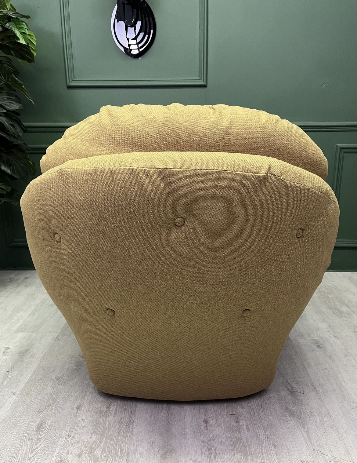 Vintage Unique 1980s Egg Arm Chair photo Furniture