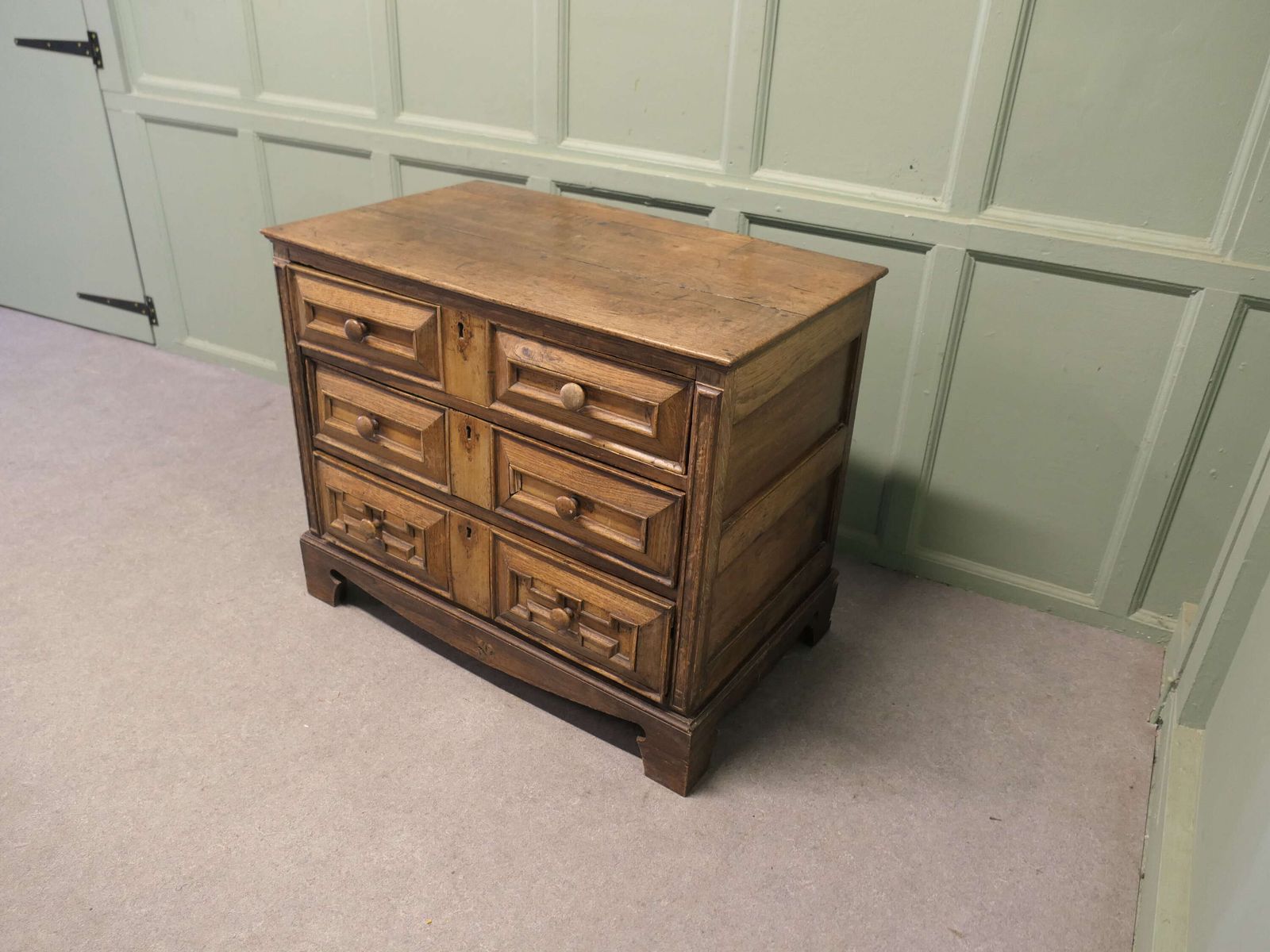 17th Century Oak 3 Drawer Chest Of Drawers photo 3000.0
