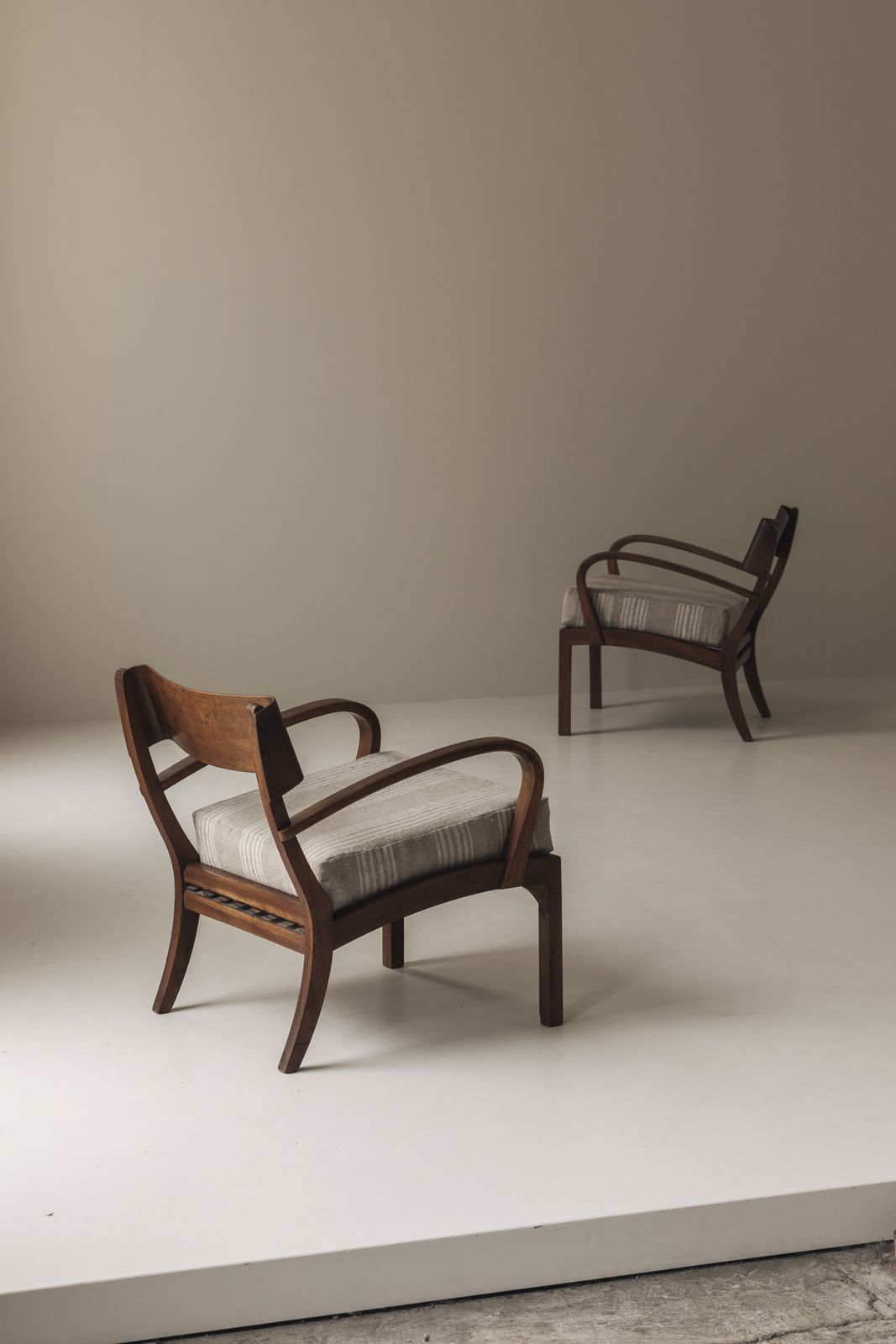 Sculptural Pair Of Italian Easy Chairs In Walnut From The 1950s. photo furniture