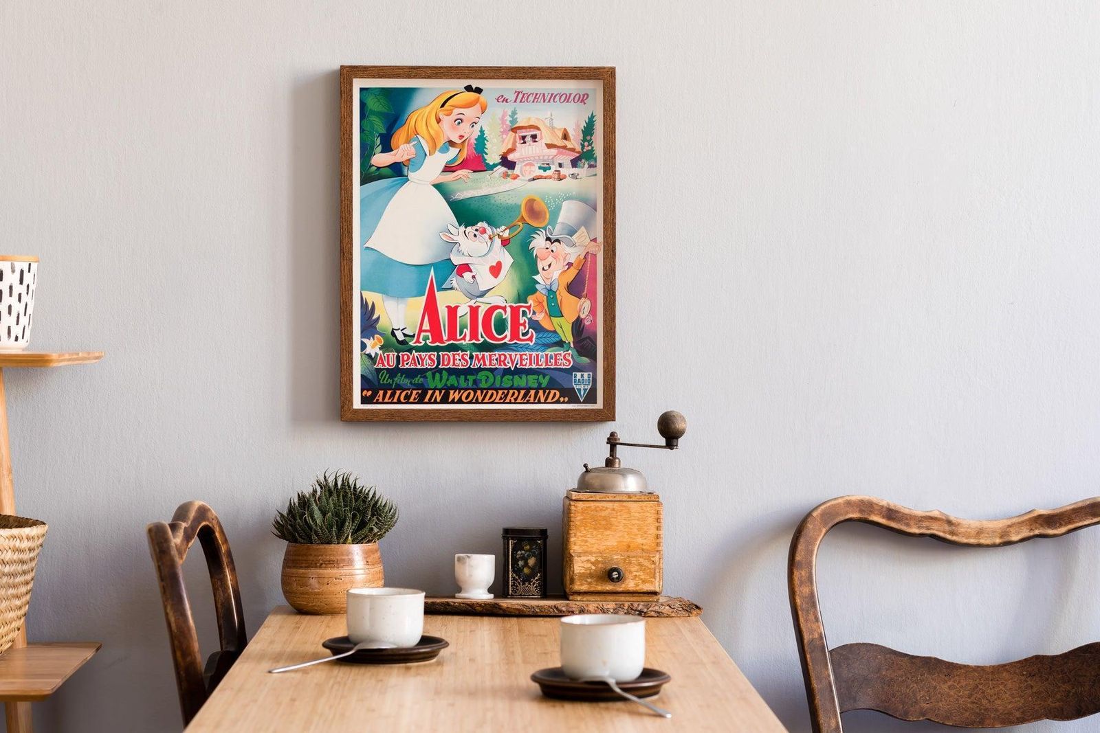 Affiche de cinéma belge Alice in Wonderland, 1951 photo furniture