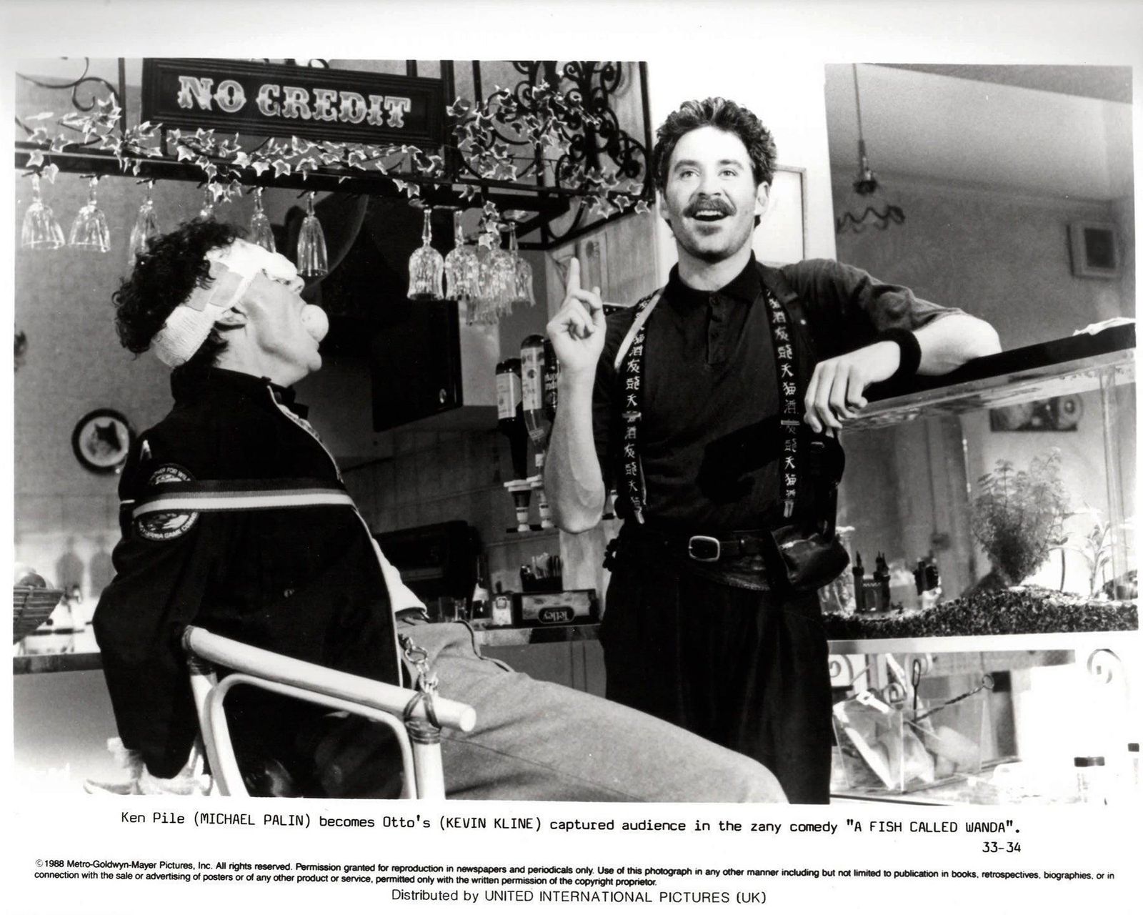 Photo de presse « A Fish Called Wanda » 1988, encadrée photo vinterior