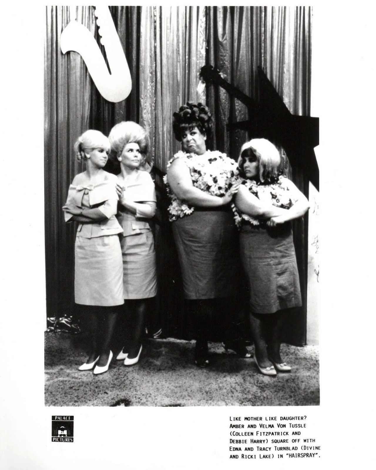 Hairspray 1988 Publicity Film Movie Press Still Framed photo vinterior