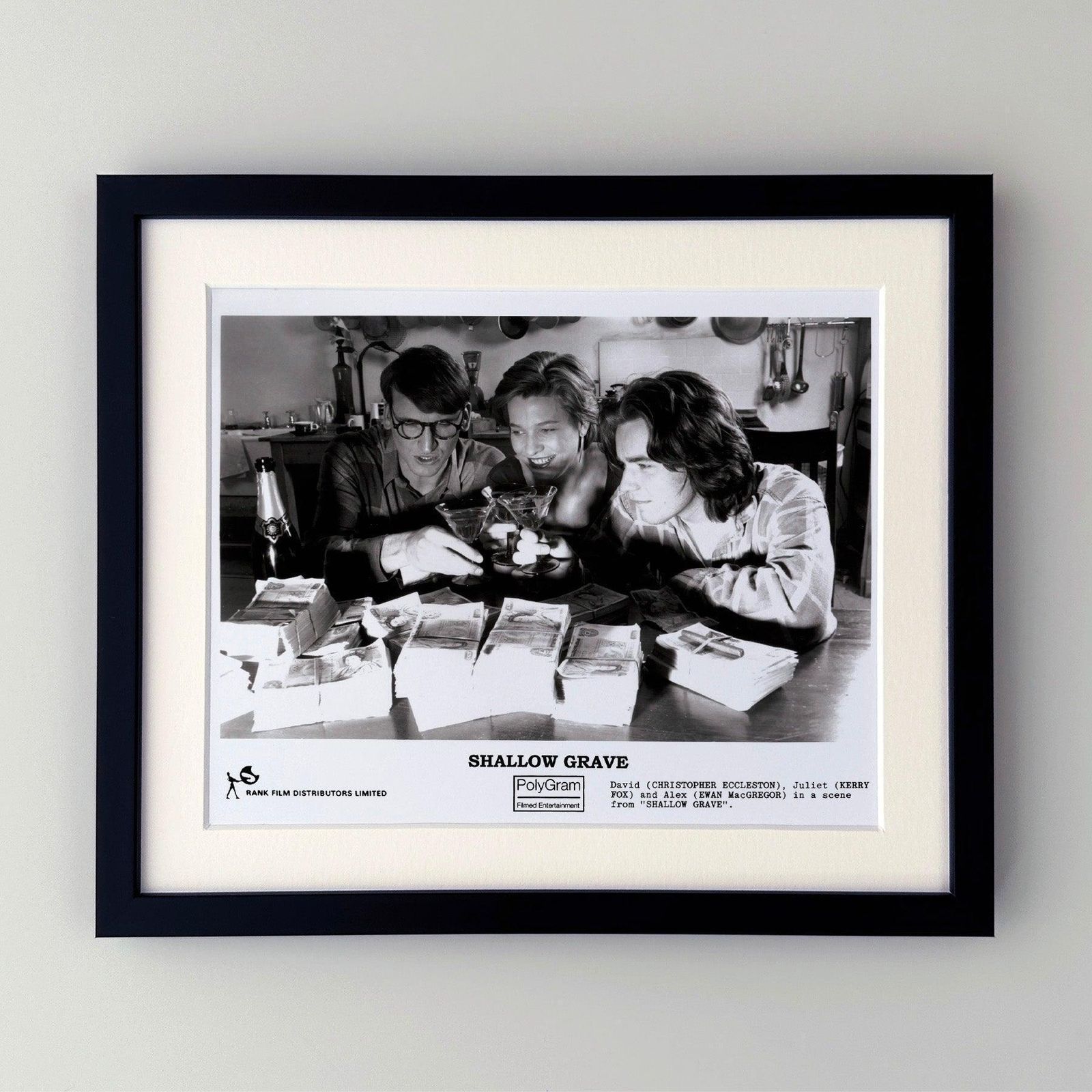 Photographie de presse encadrée, Shallow Grave, 1994 photo furniture
