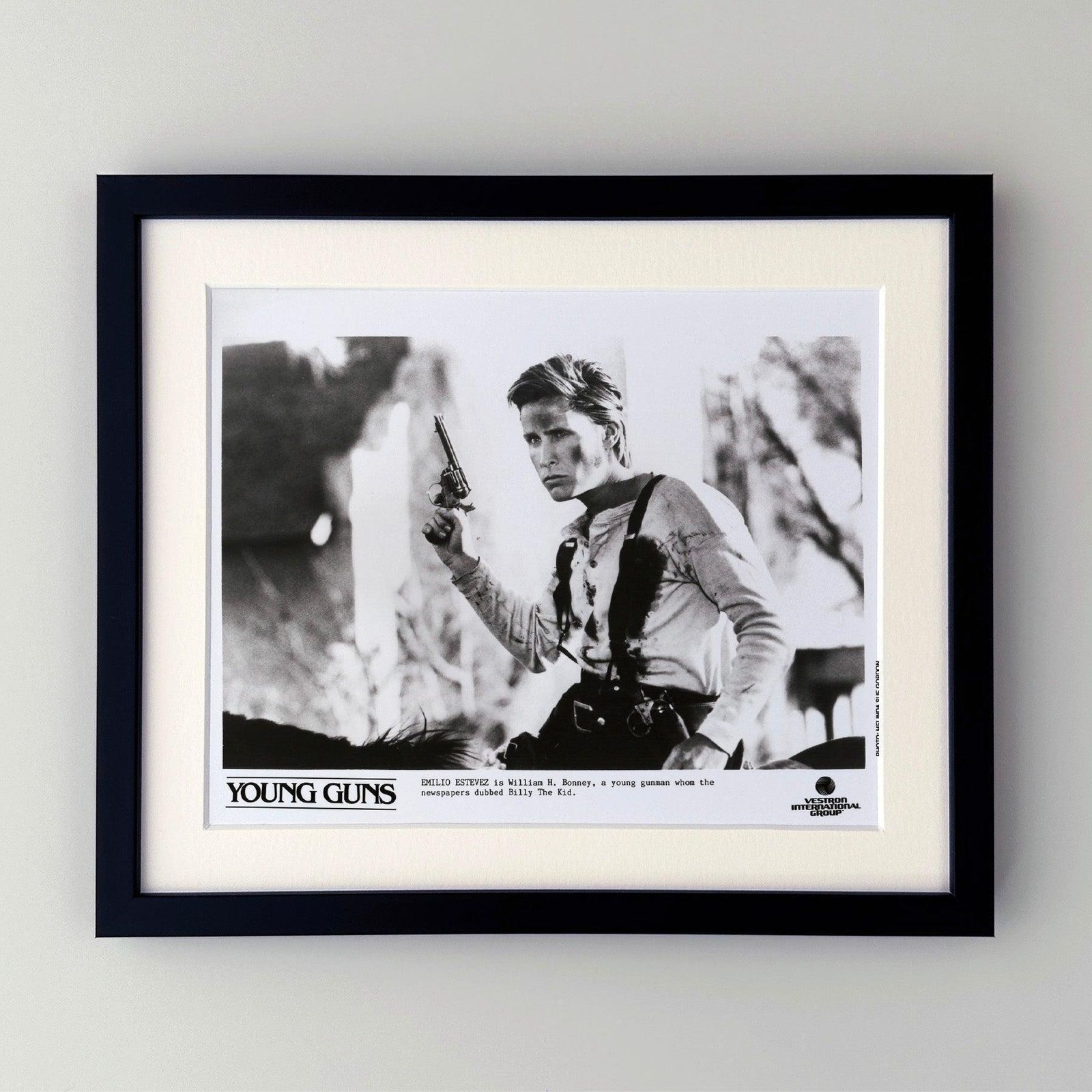 Young Guns 1988 Publiciteitsfoto Film Movie Press Still, ingelijst photo furniture
