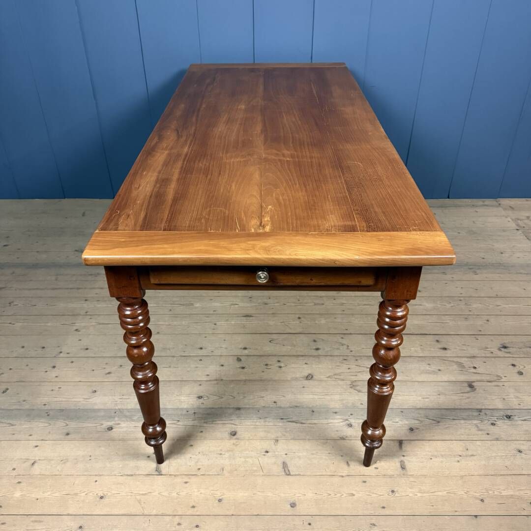 photo vinterior Antique Cherry Wood Dining Table From France