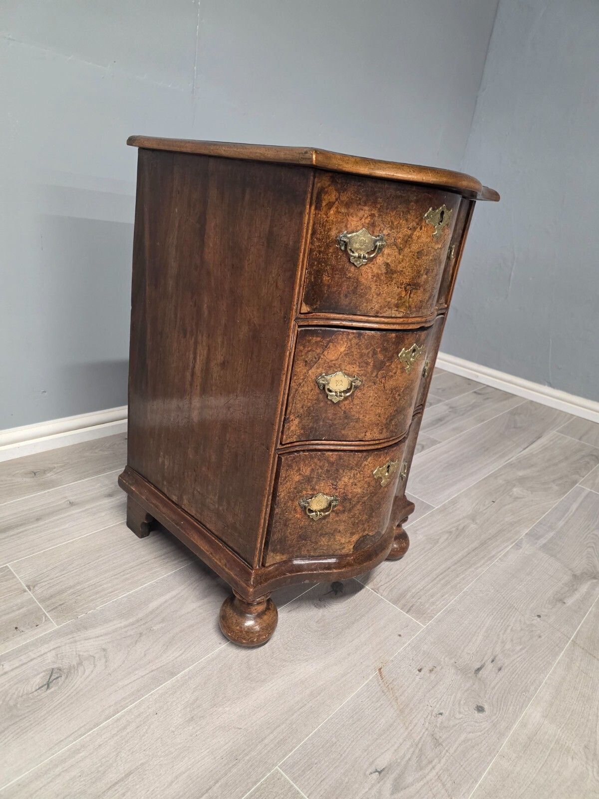 Antique Burr Walnut 18th Century Chest Of Drawers photo Furniture