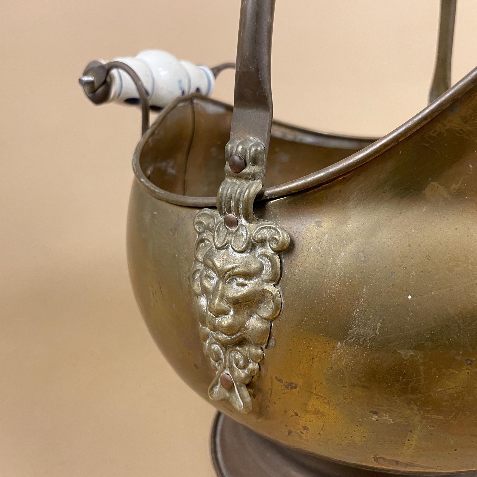 Antique Metal Gold Brass Coal Bucket Handle Fireside Fire Side Scuttle Helmet Farmhouse Vintage Fireplace Ceramic Handle Blue White Ornate photo for sale