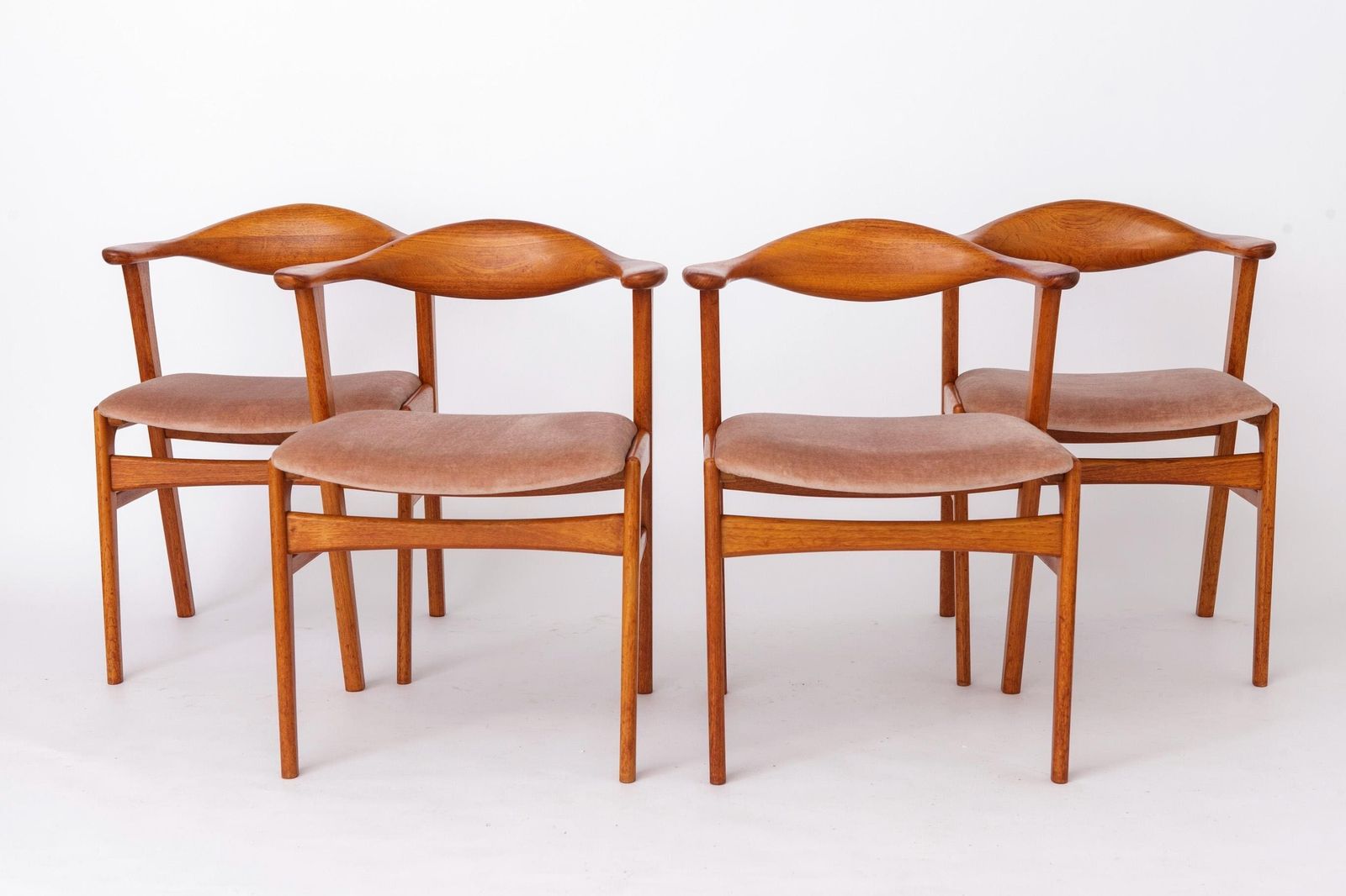 Set Of 4 Erik Kirkegaard Chairs Model 49, Danish Mid Century Modern Teak Dining Chairs, 1960s Høng Stolefabrik