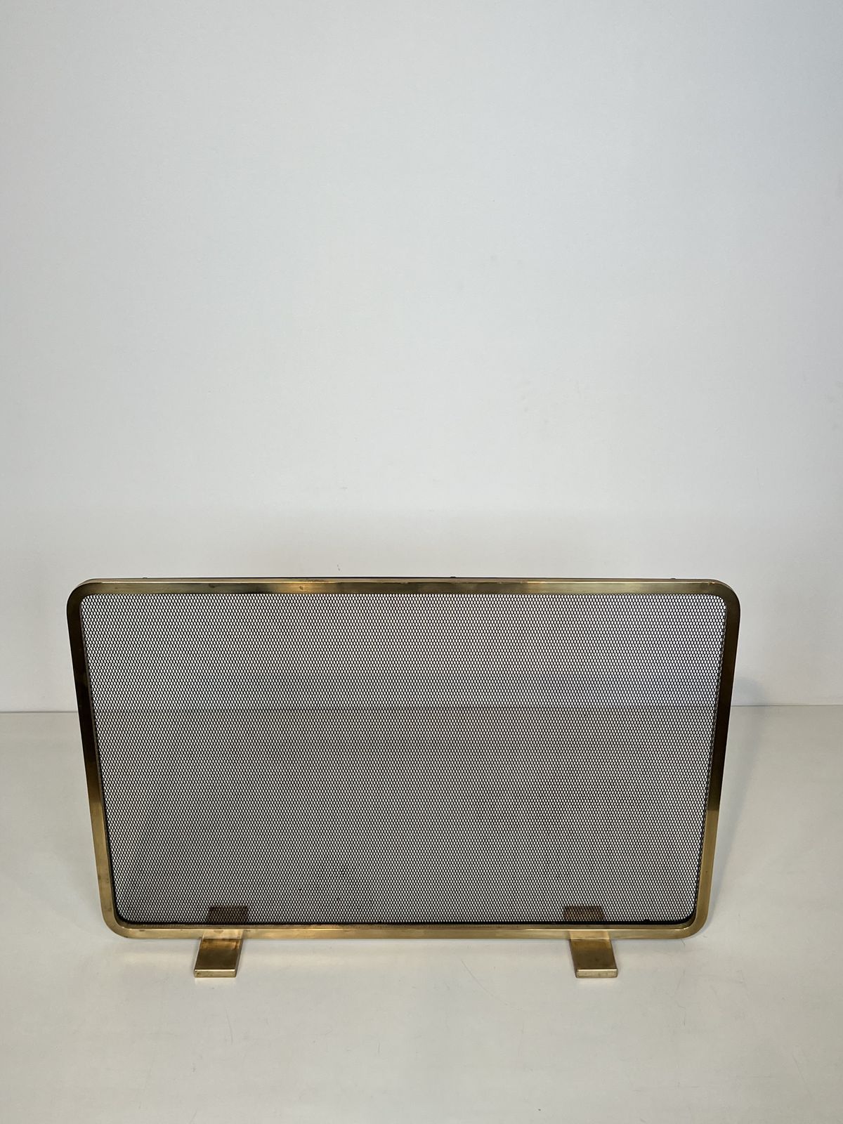 Brass And Wire Mesh Fire Screen photo Home Fixtures