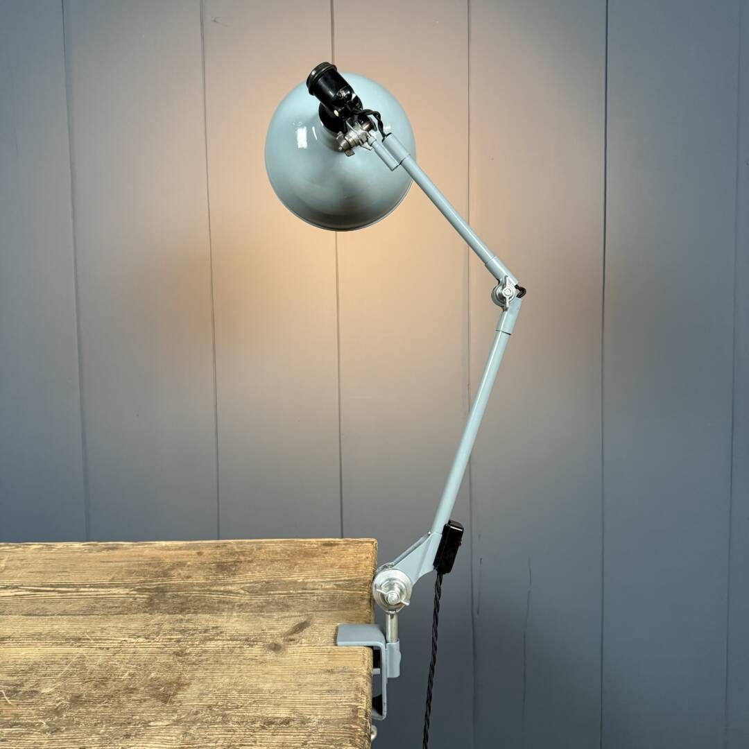 photo buy Lichtgrijze Rademacher Klemspot Met Grote Emaille Kap