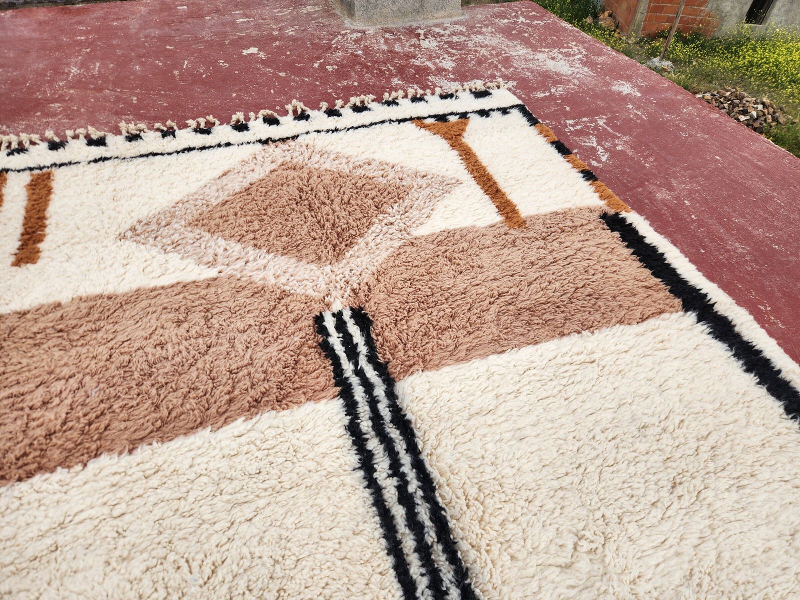 Handcrafted Beni Ouarain Moroccan Rug 300x206cm – Premium Wool Berber Carpet photo Textiles