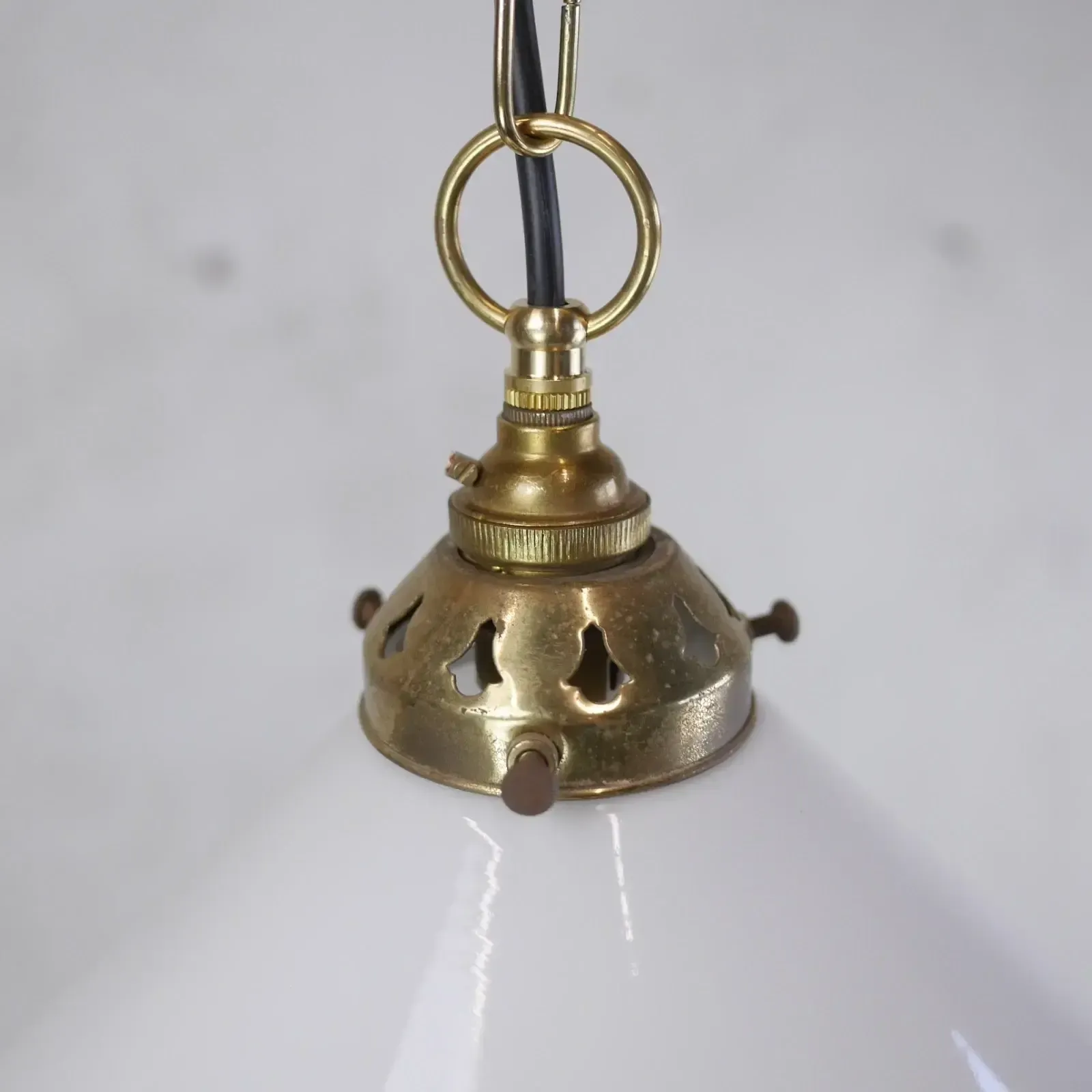 photo furniture Vintage Milk White Glass Coolie Light Shades Brass Fitting Pendant M #103146