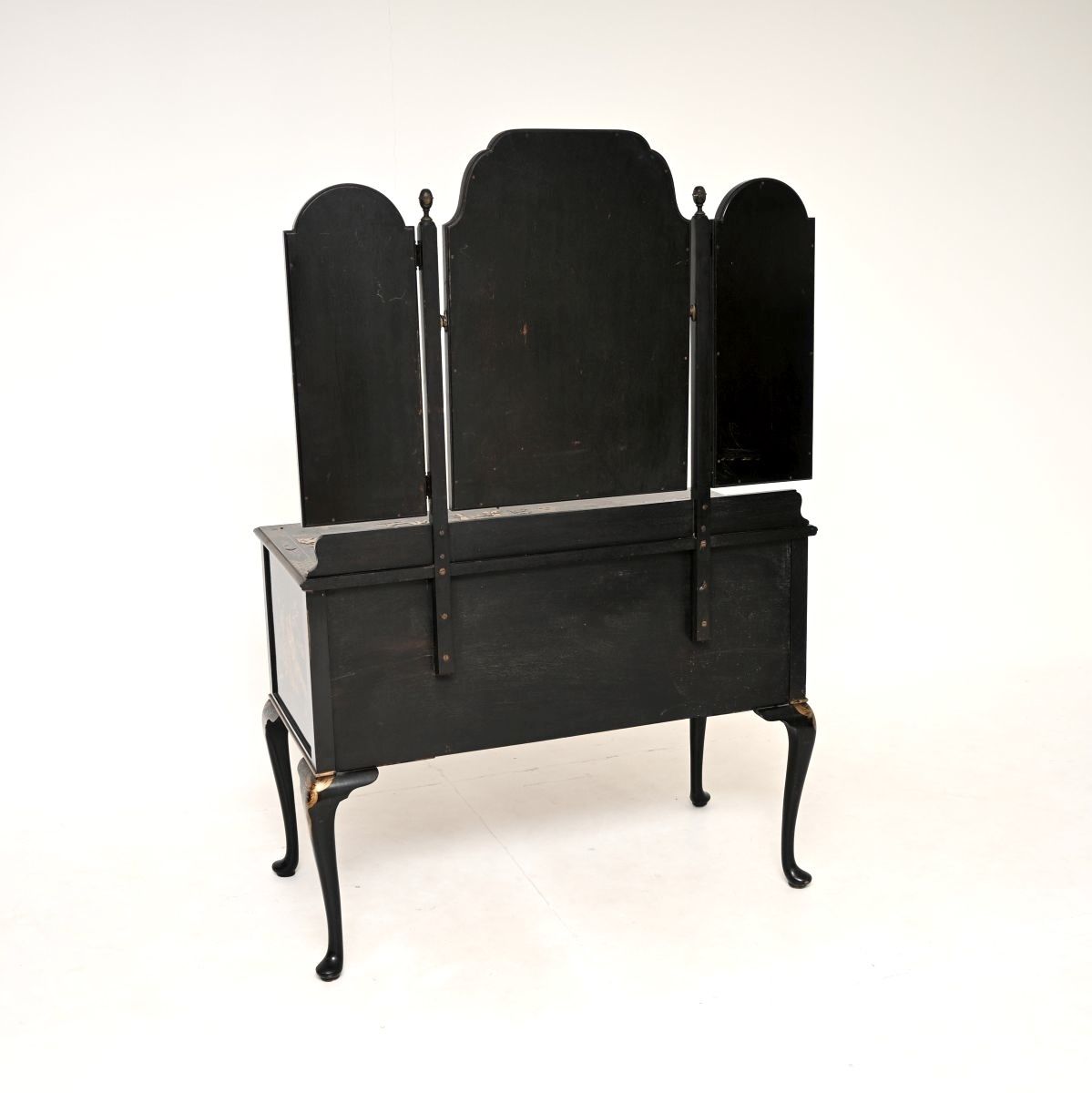 photo vinterior Antique Lacquered Chinoiserie Dressing Table