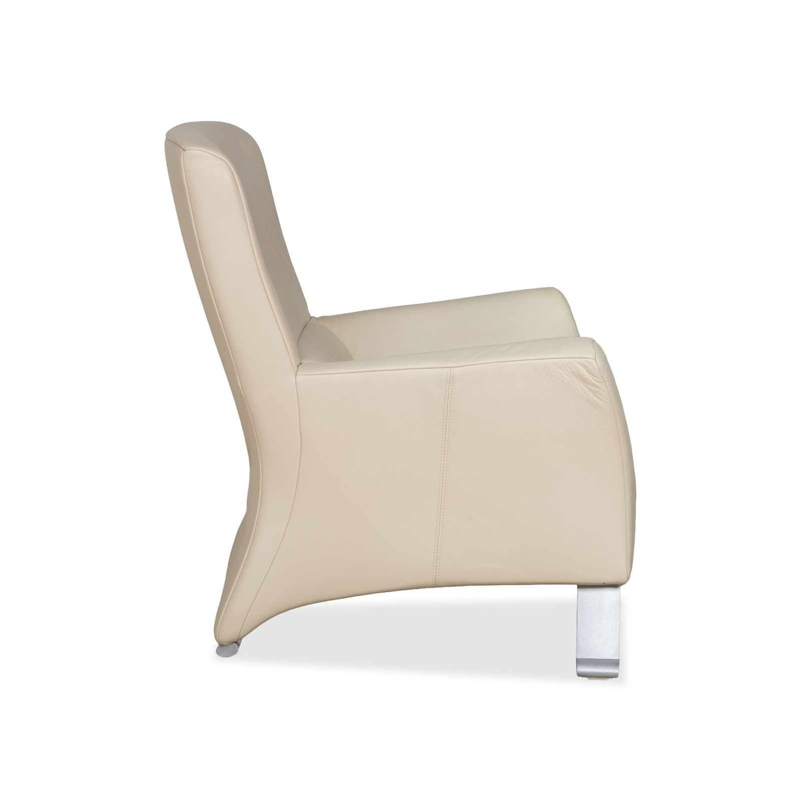 photo furniture Rolf Benz 322 Leather Armchair White Cream
