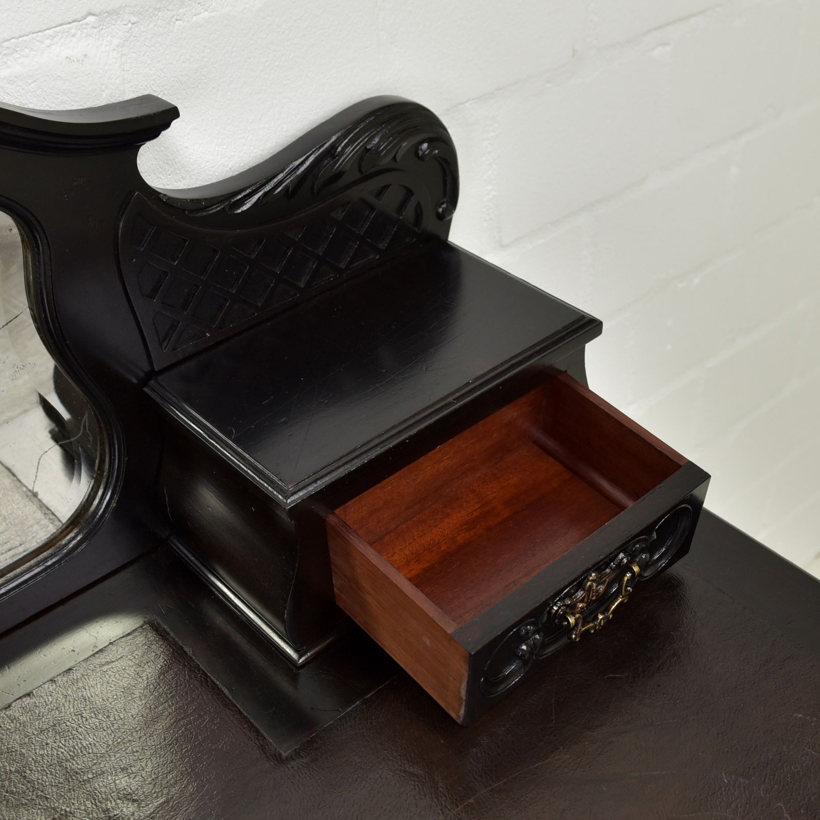 Antique! Restored Mahogany Dressing Table, Black, Rococo Style, Ladies' Desk photo 930.0