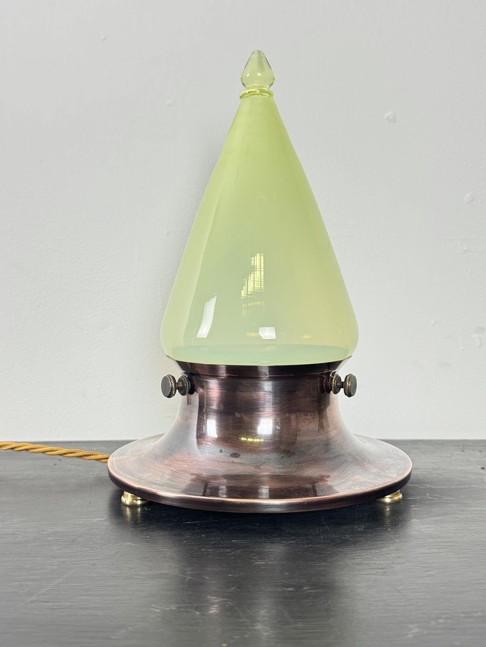 Wizard Of Oz Table Lamp Antique Style Copper Arts And Crafts Vaseline Glass (55163)