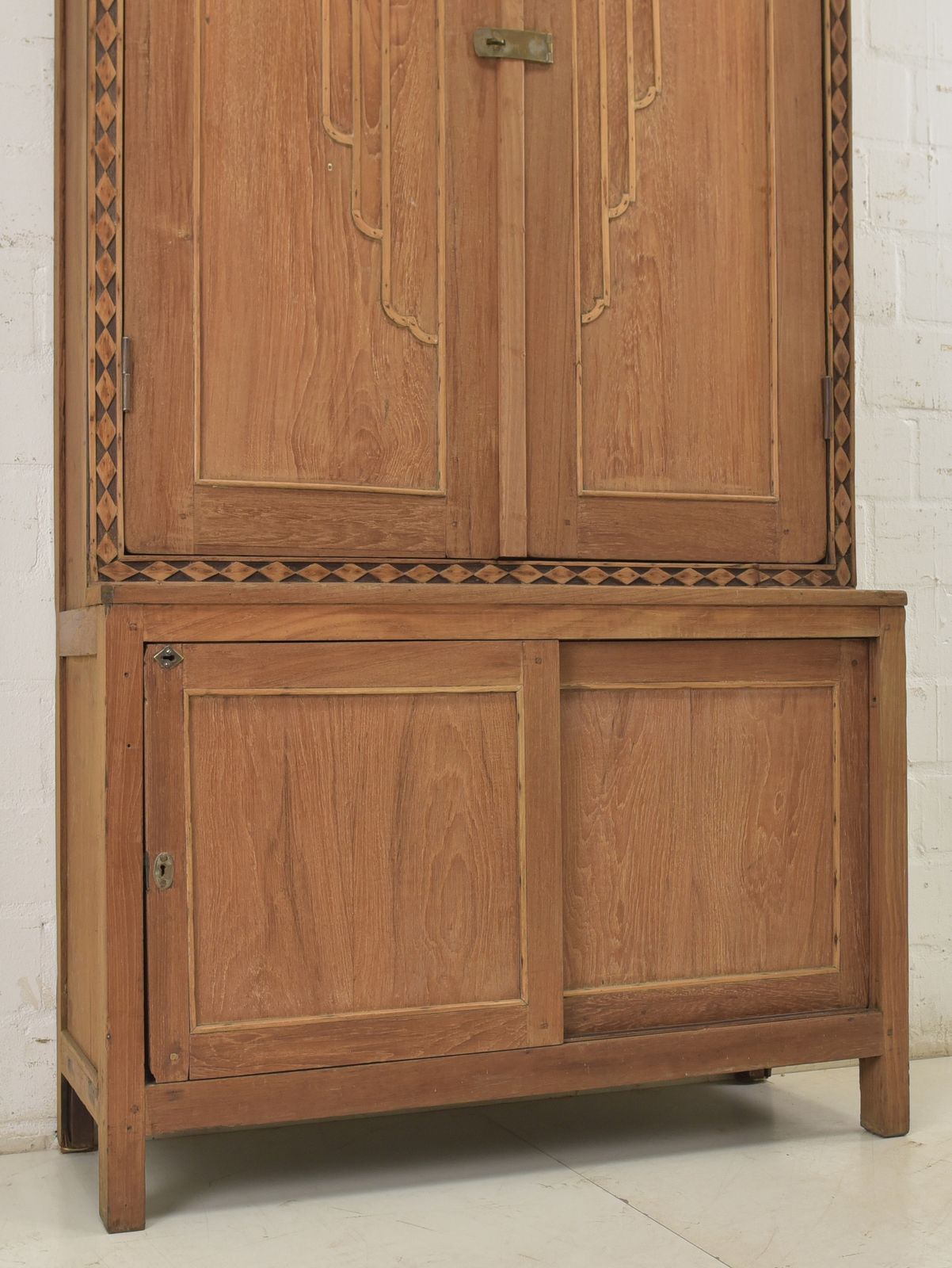 photo furniture Antique! Narrow Art Deco Cabinet, Restored, Display Case, Collector's Cabinet, 1 Of 2