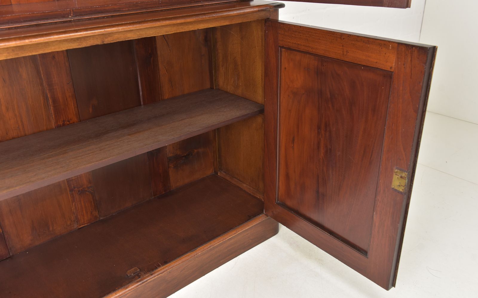 Antique! Restored Mahogany Buffet Cabinet, England, Circa 1880, Display Cabinet photo buy